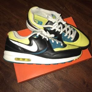 Nike Air Max Light Released in 2006 condition 9/10